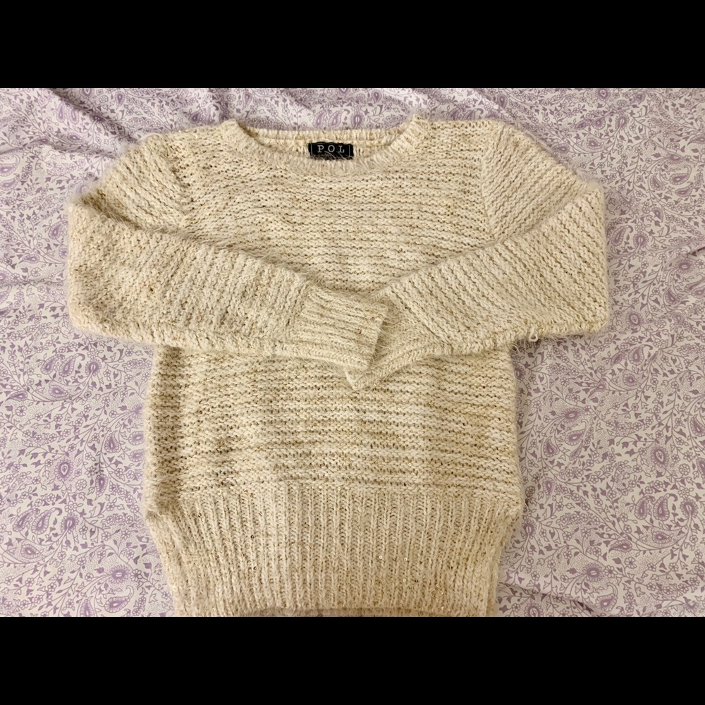 Knit sweater